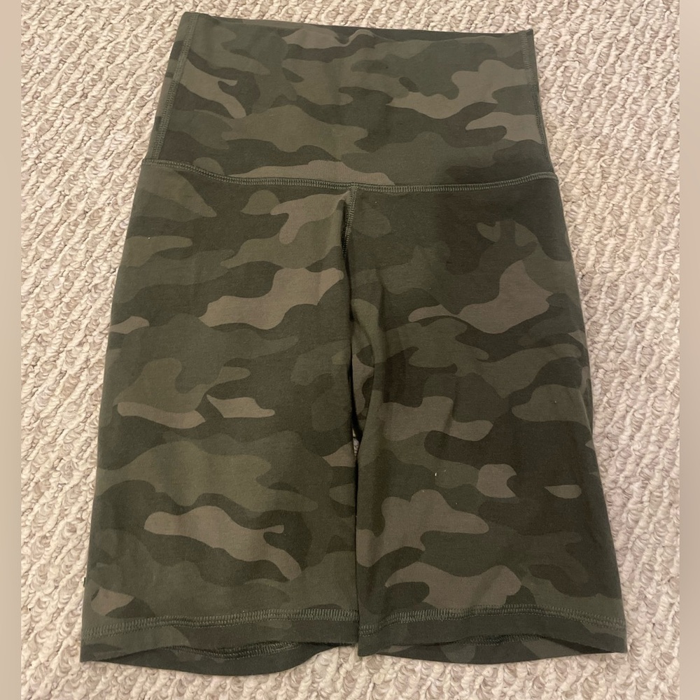 XS OLD NAVY BIKE SHORTS